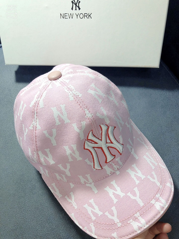 ブランド帽子側面デザイン